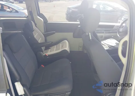 2009 Dodge Grand Caravan Sxt z USA, uszkodzony, nr VIN 2D8HN541X9R663021